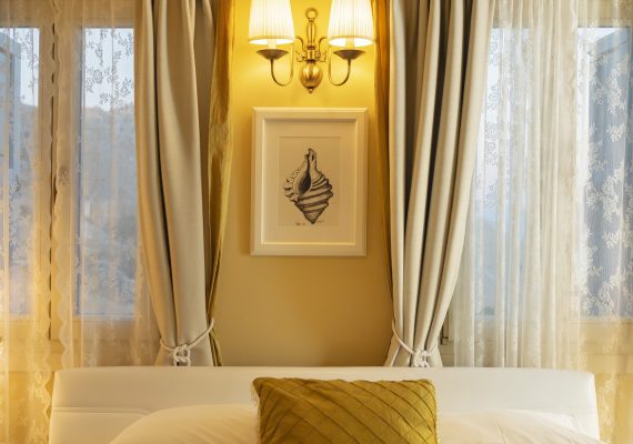 ΔΙΚΛΙΝΟ ΔΩΜΑΤΙΟ ΜΕ ΜΠΑΛΚΟΝΙ