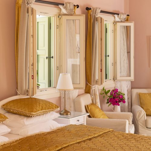 ΣΟΥΠΕΡΙΟΡ ΣΤΟΥΝΤΙΟ