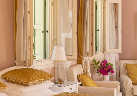 ΣΟΥΠΕΡΙΟΡ ΣΤΟΥΝΤΙΟ